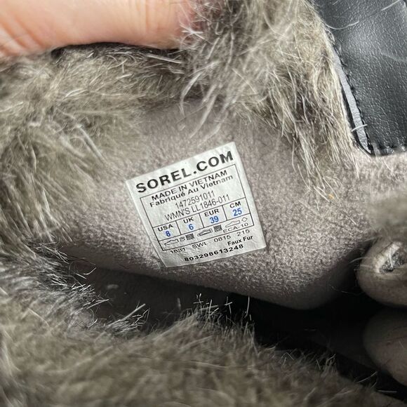 Sorel Women’s 8 Black Tofino II Lace Up Faux Fur Boots - Picture 4 of 8